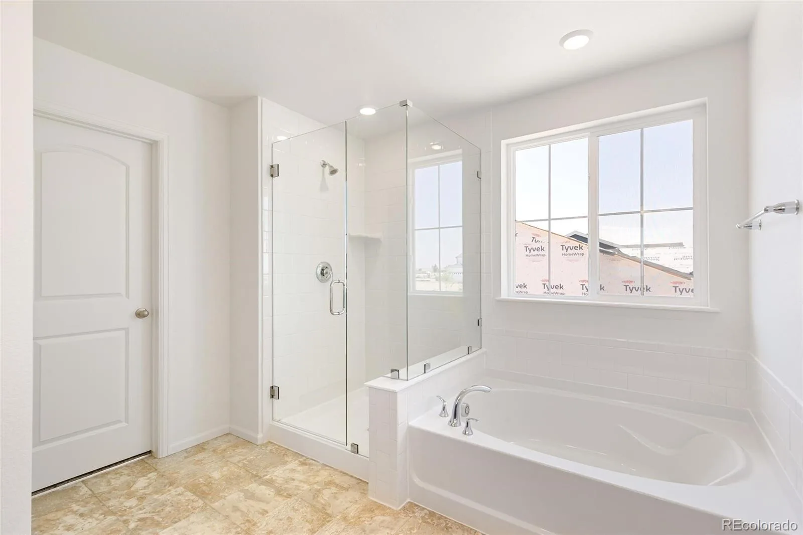 20474 E 57th Avenue Aurora CO 80019 | MLS #REC1575426 07312026231630 1600 21