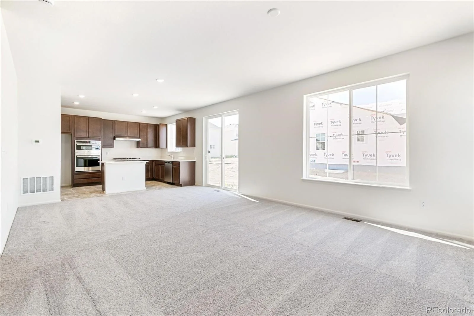 20474 E 57th Avenue Aurora CO 80019 | MLS #REC1575426 07312026231630 1600 3