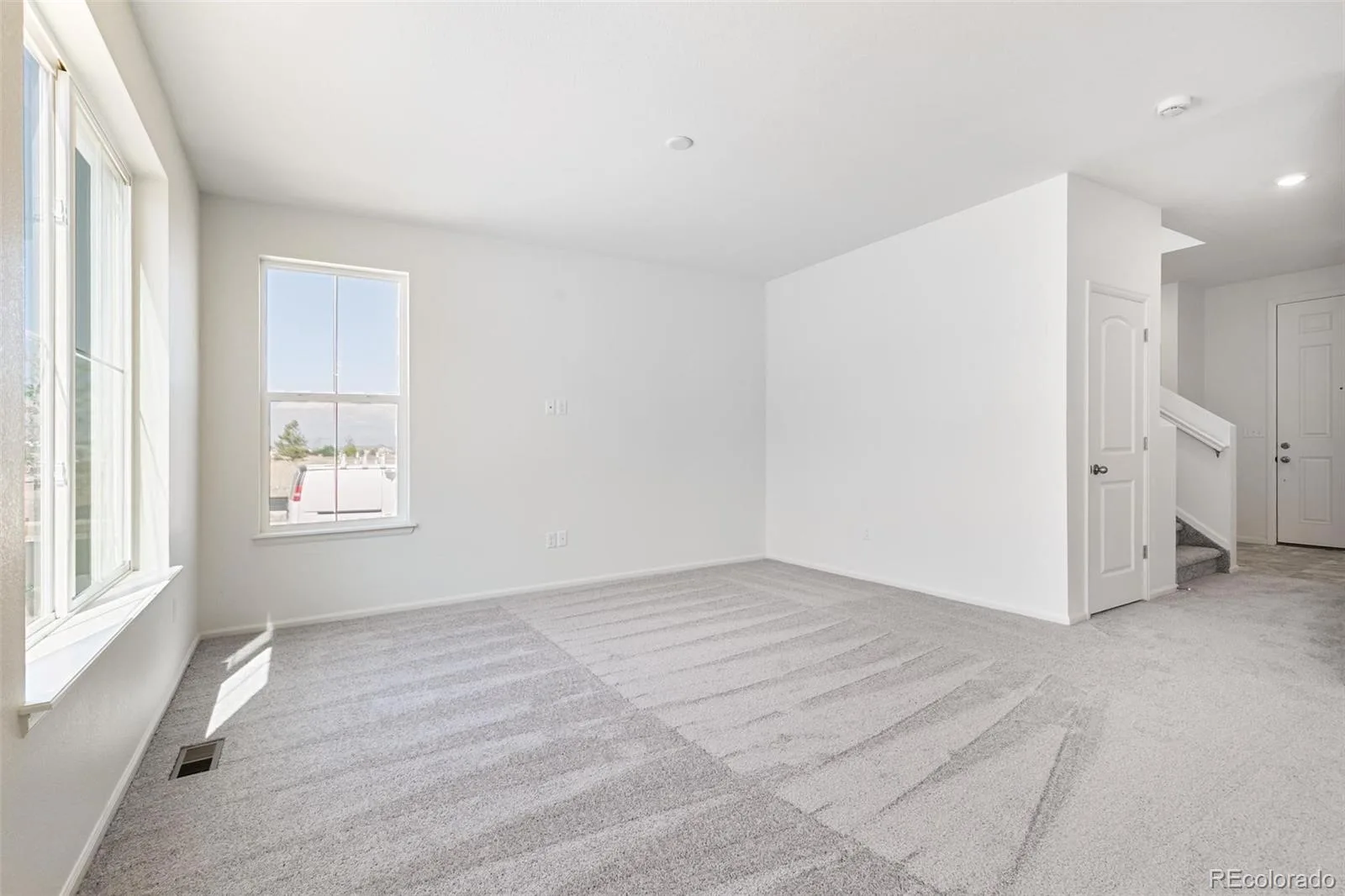 20474 E 57th Avenue Aurora CO 80019 | MLS #REC1575426 07312026231630 1600 5