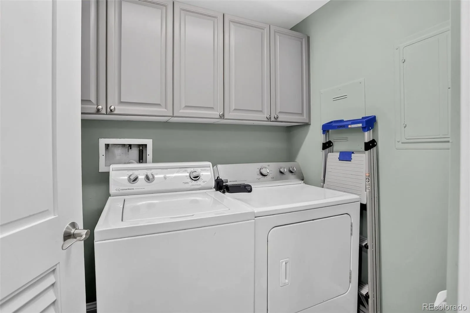 2500 E Cherry Creek South Drive #326 Denver CO 80209 | MLS #REC1576962 08282026182502 1600 38