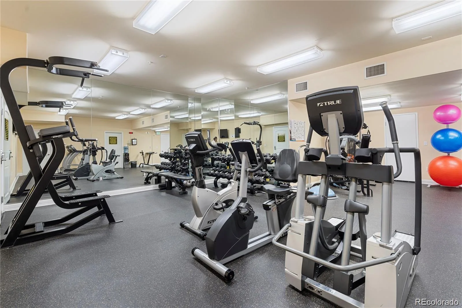 2500 E Cherry Creek South Drive #326 Denver CO 80209 | MLS #REC1576962 08282026182502 1600 40