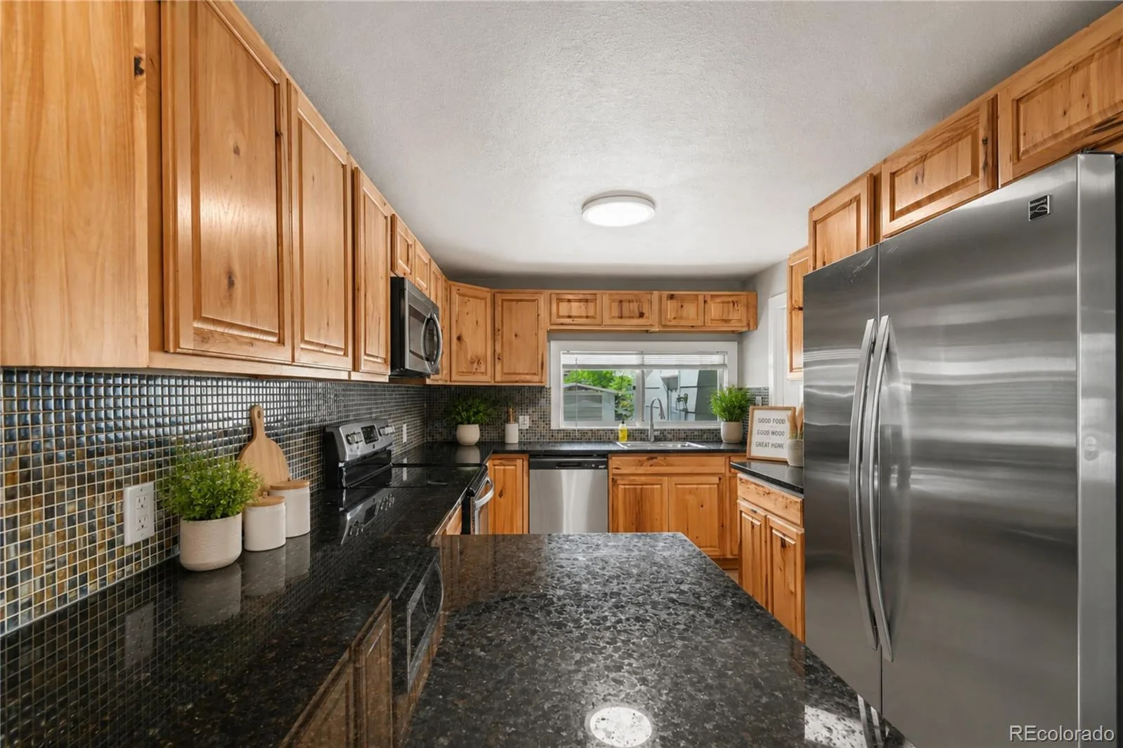 24 E 5th Avenue Longmont CO 80504 | MLS #REC1578853 07222026155911 1600 6
