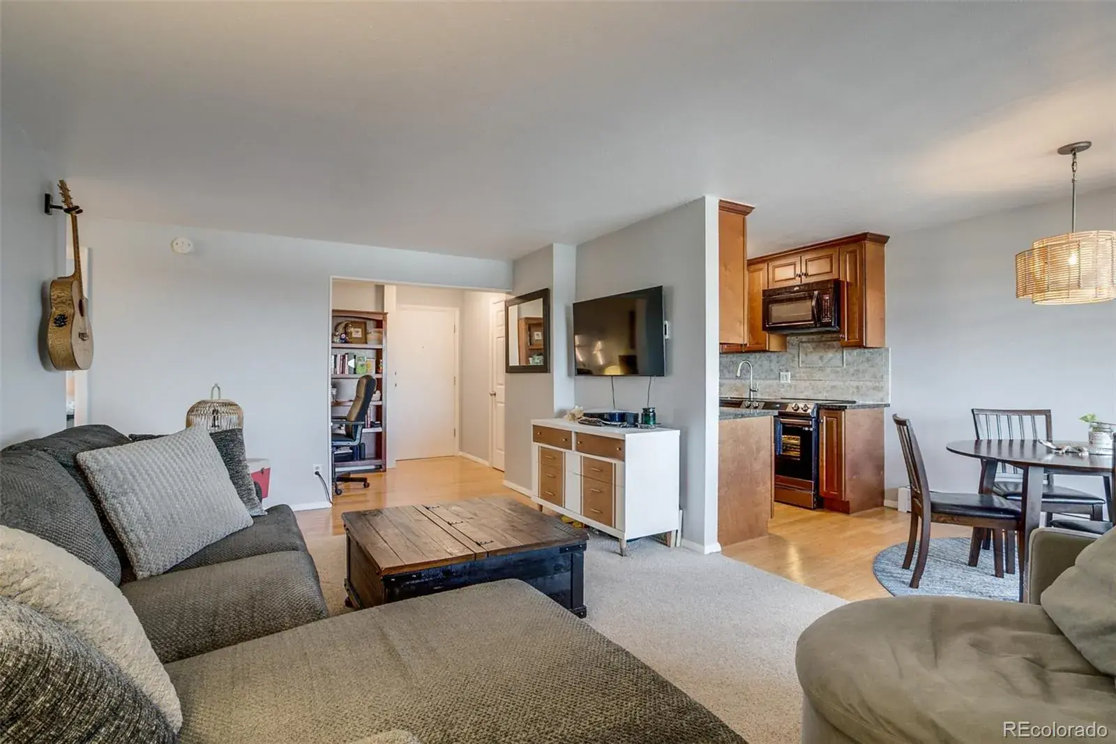 03052026062256 1600 25