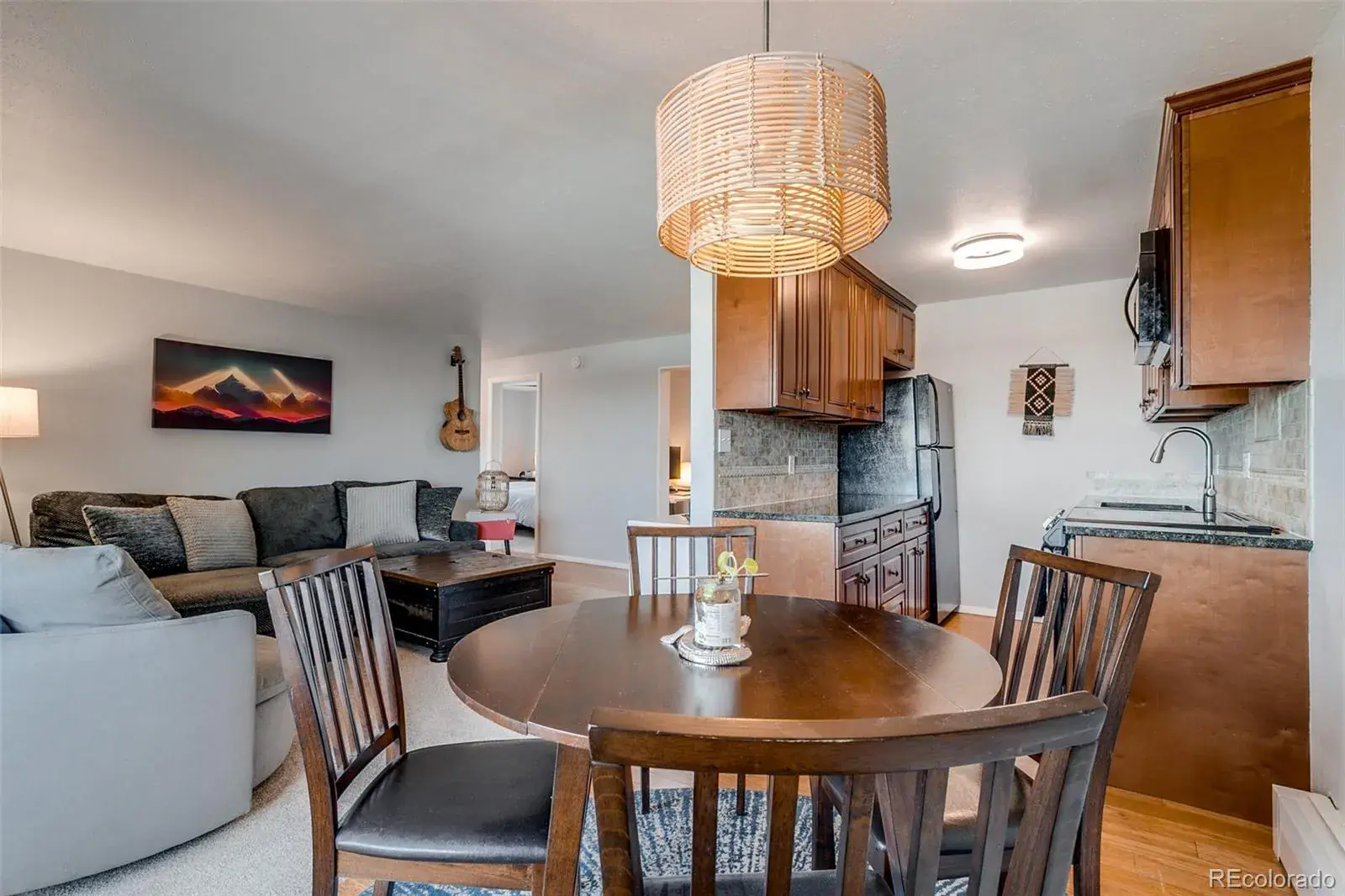 03052026062256 1600 32