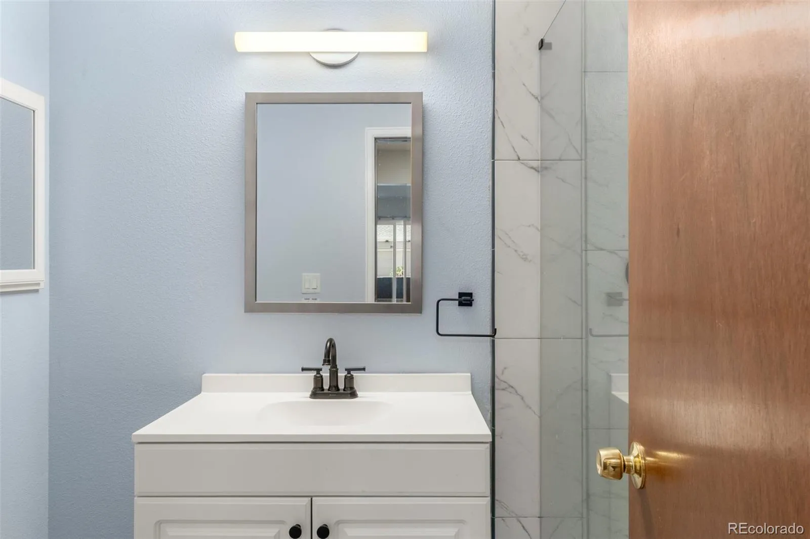5702 W Asbury Place #102 Lakewood CO 80227 | MLS #REC1581261 05052026034402 1600 10