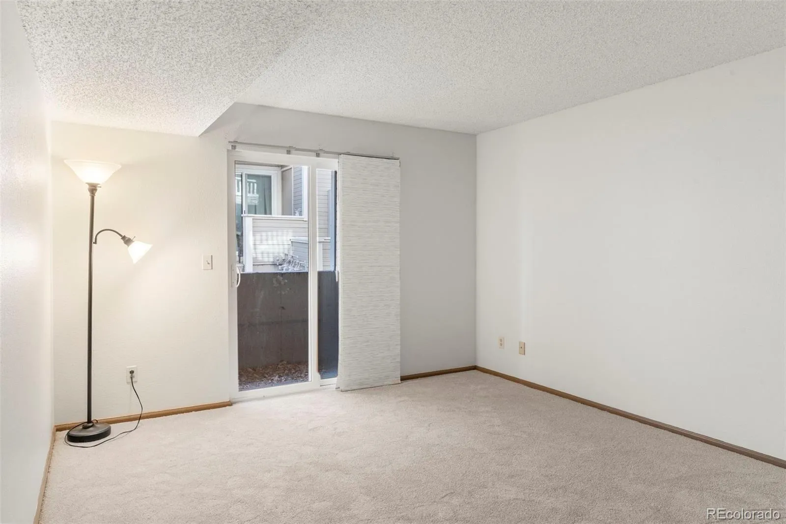 5702 W Asbury Place #102 Lakewood CO 80227 | MLS #REC1581261 05052026034402 1600 14