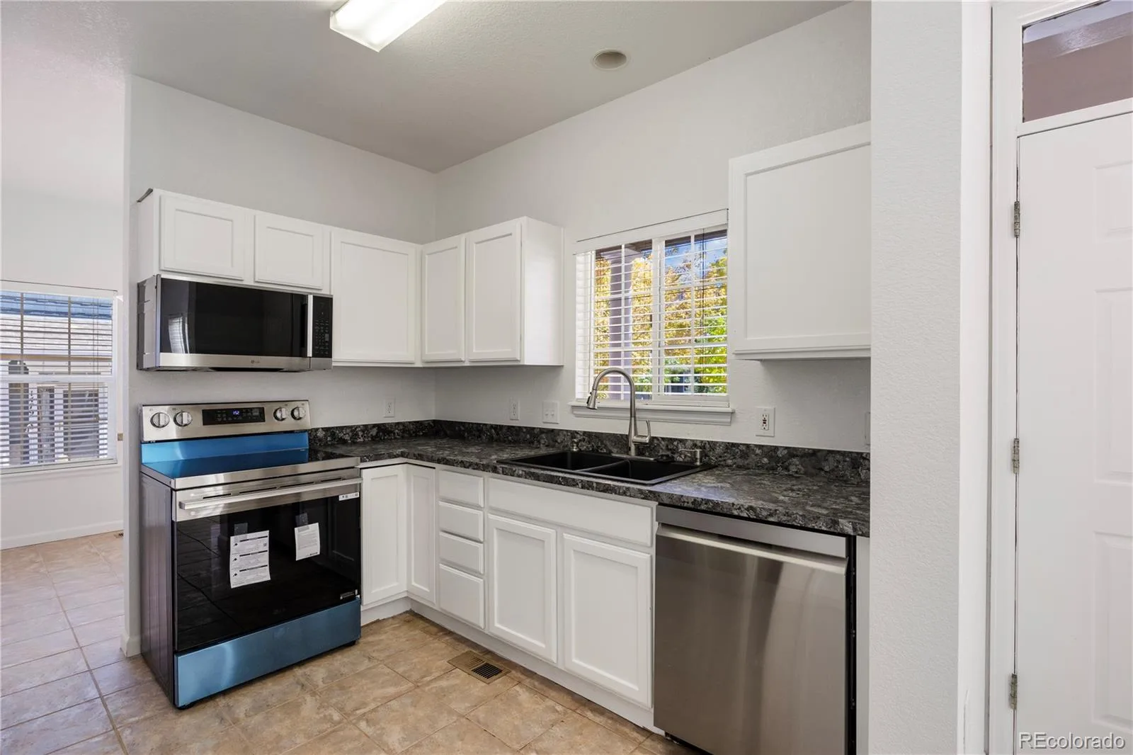 1480 Thunder Butte Road Castle Rock CO 80109 | MLS #REC1582924 07012026155457 1600 19