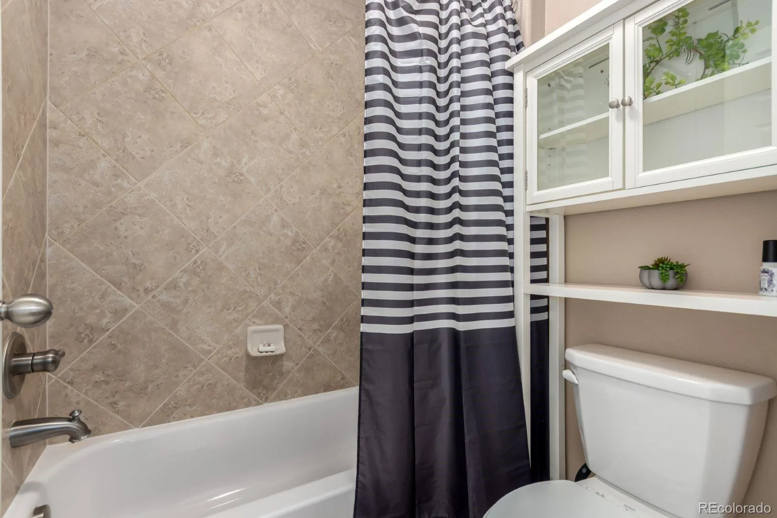 7132 Bandit Drive Castle Rock CO 80108 | MLS #REC1583409 07312026013548 1600 27