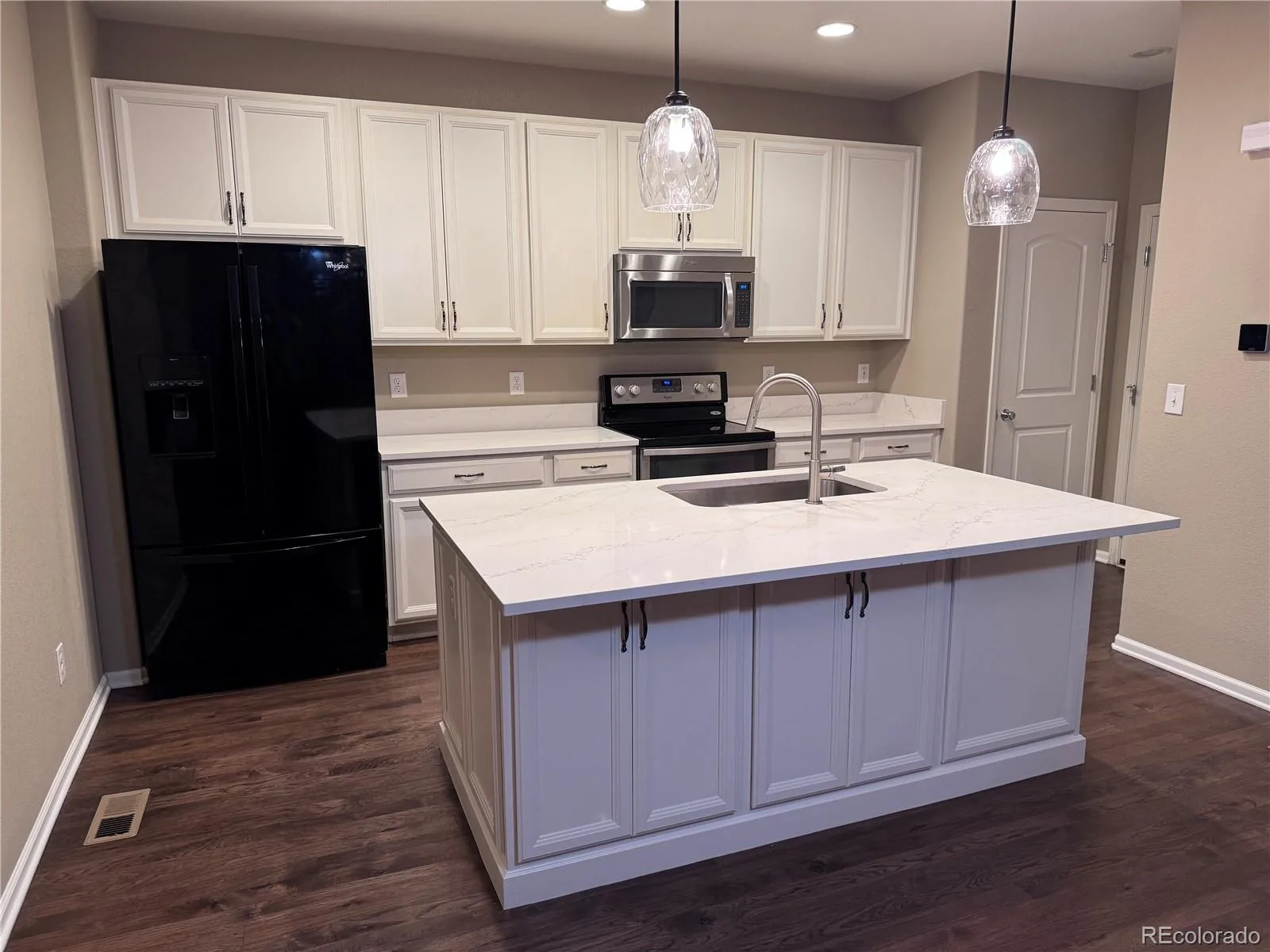 1279 S Dallas Court Denver CO 80247 | MLS #REC1583940 10012026180044 1600 8