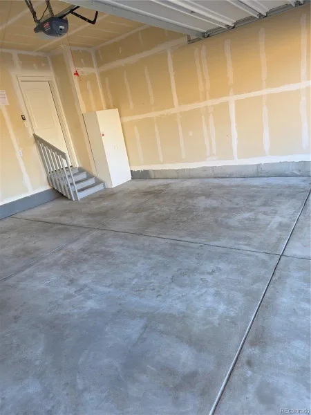1279 S Dallas Court Denver CO 80247 | MLS #REC1583940 10012026180044 800 34