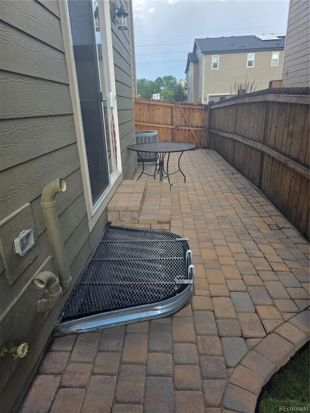 1279 S Dallas Court Denver CO 80247 | MLS #REC1583940 10012026180044 800 41