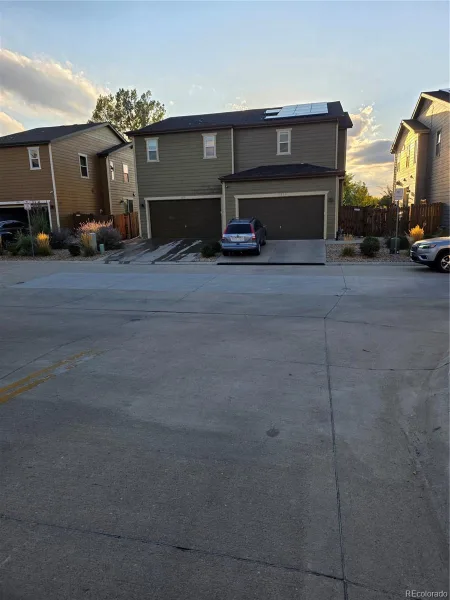 1279 S Dallas Court Denver CO 80247 | MLS #REC1583940 10012026180044 800 49