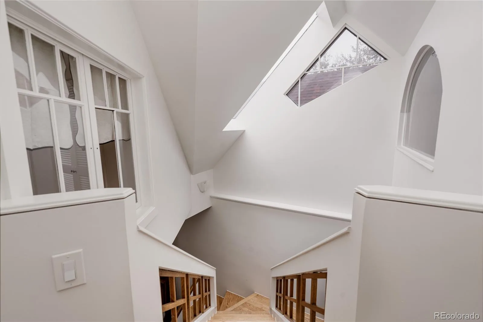 87 W Cedar Avenue Denver CO 80223 | MLS #REC1584056 10152026160254 1600 38