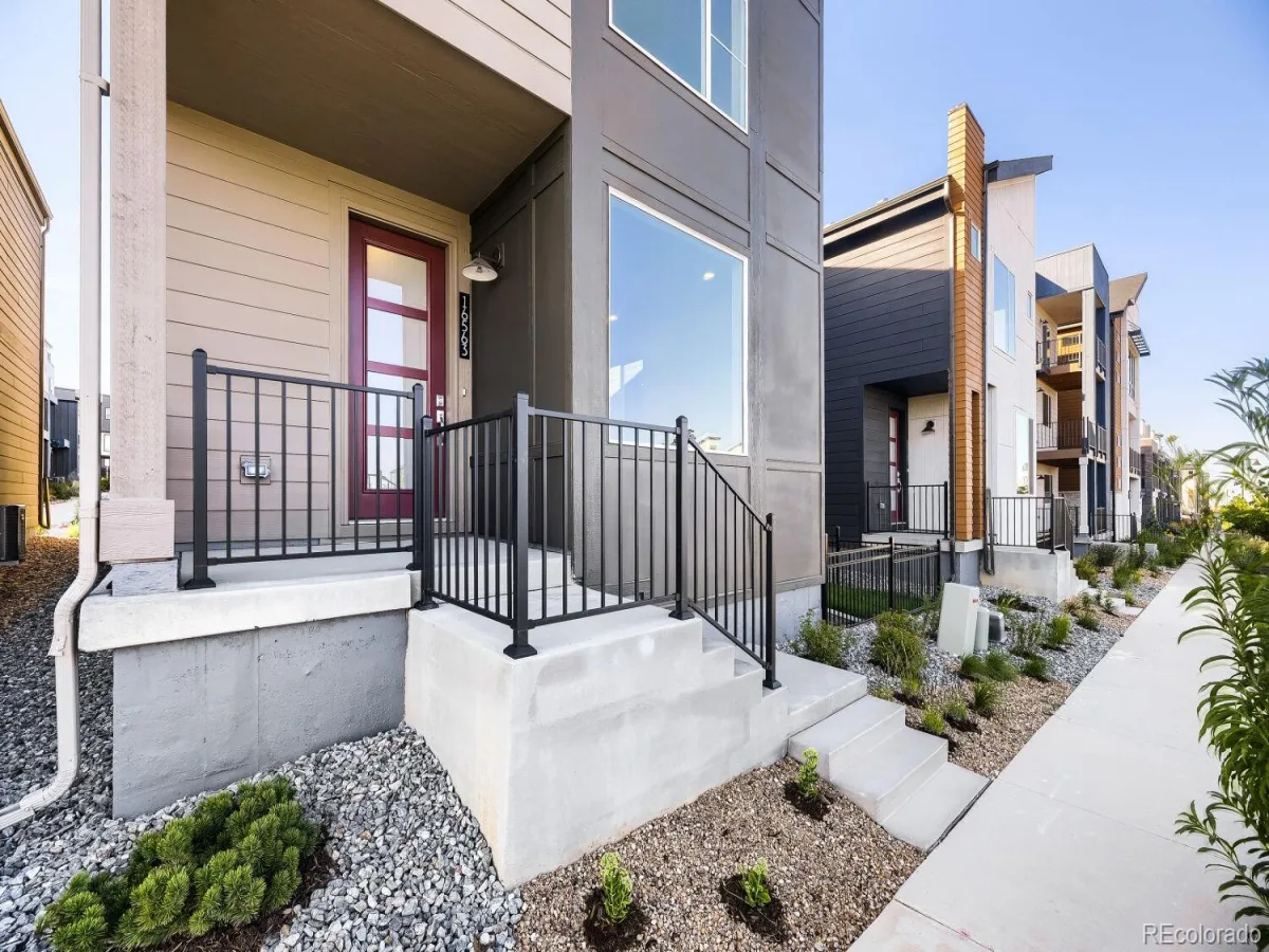 16563 Peak Street Broomfield CO 80023 | MLS #REC1584695 08252026192834 1200 2