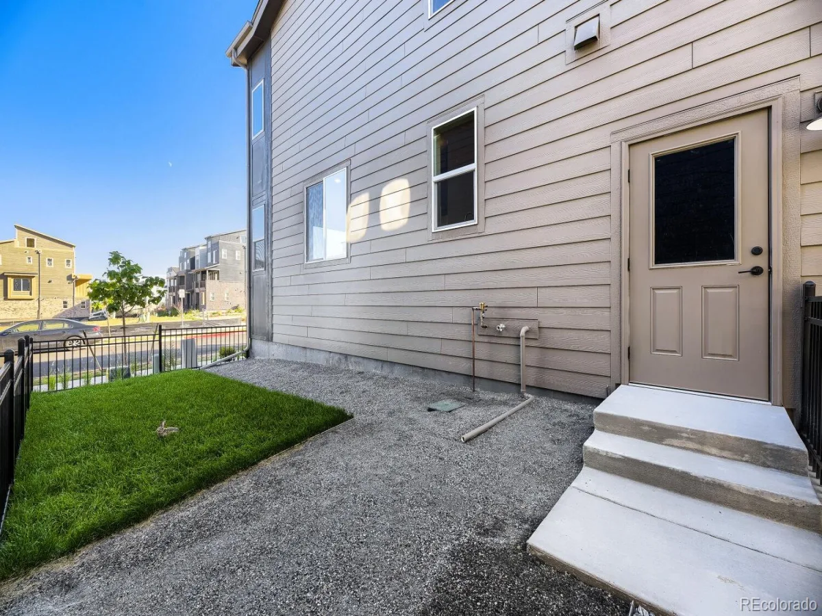 16563 Peak Street Broomfield CO 80023 | MLS #REC1584695 08252026192834 1200 39
