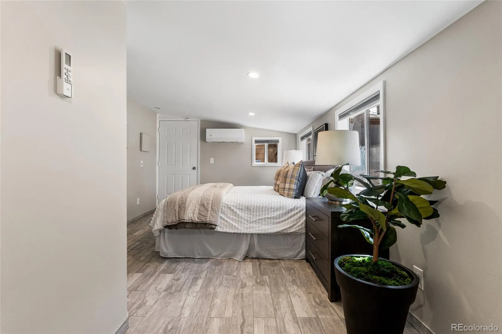 04072026162511 1600 20