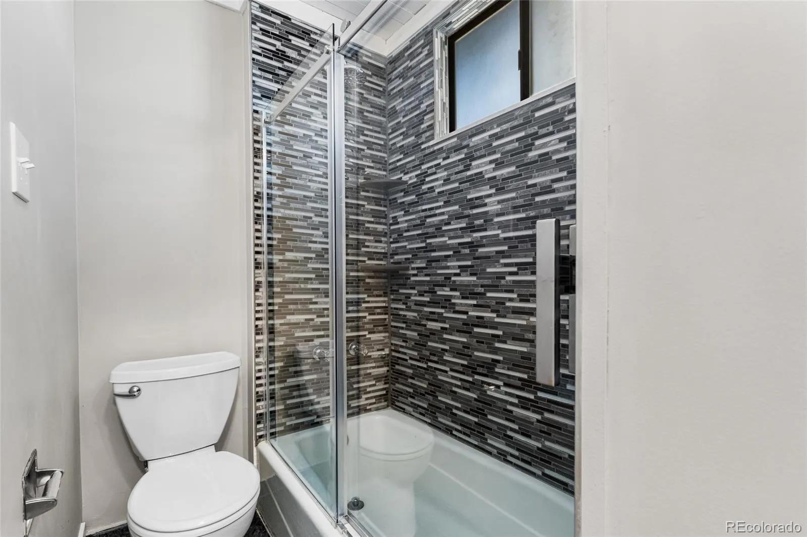 04072026162511 1600 33