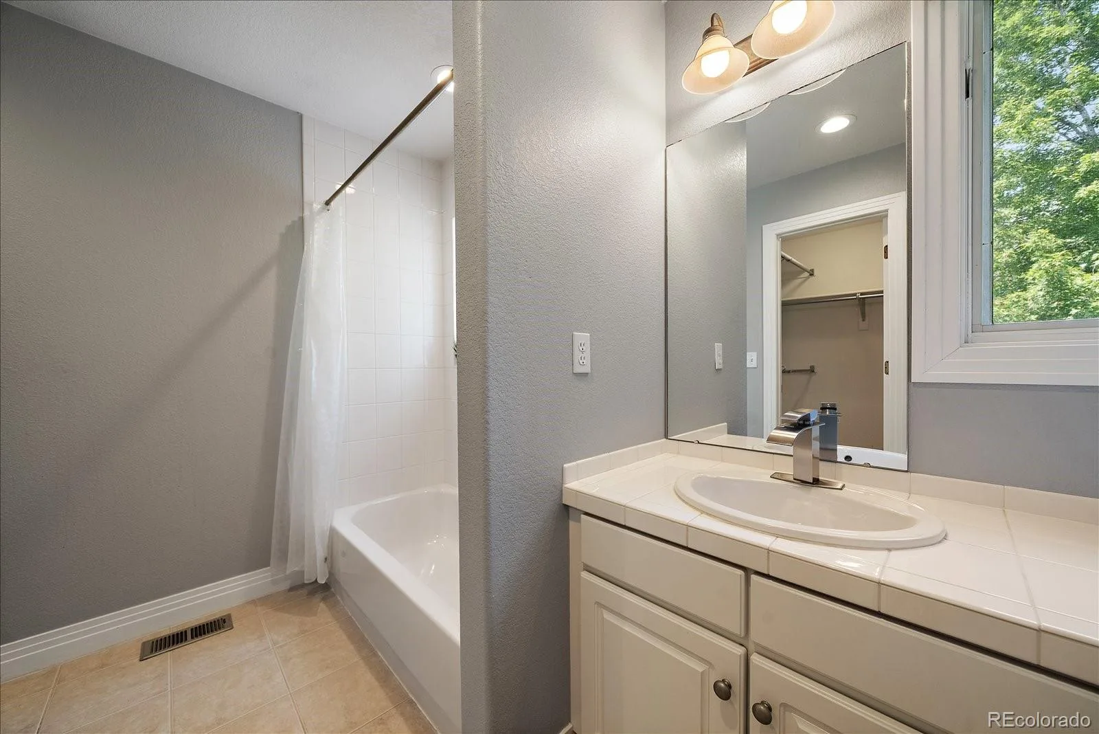 108 S Monroe Street Denver CO 80209 | MLS #REC1586666 08082026133319 1600 22