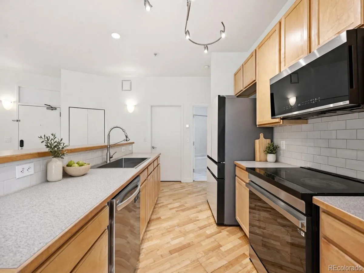 04172026205821 1200 4