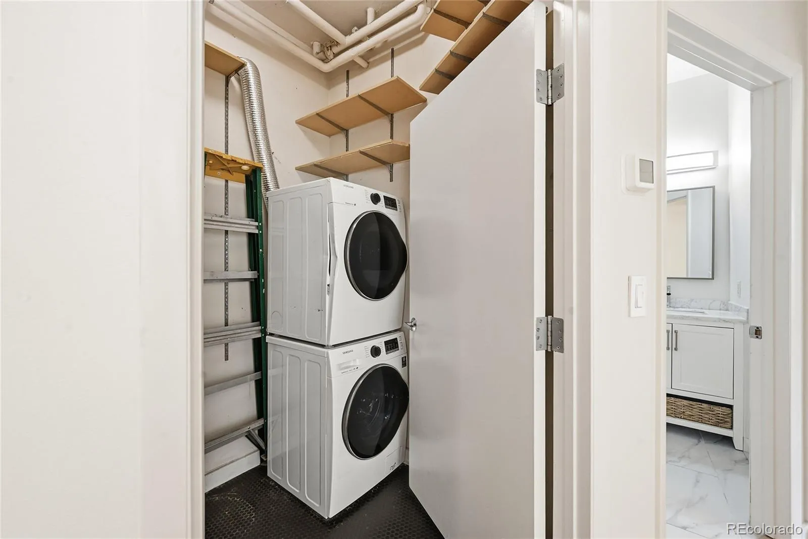 04172026205821 1600 16