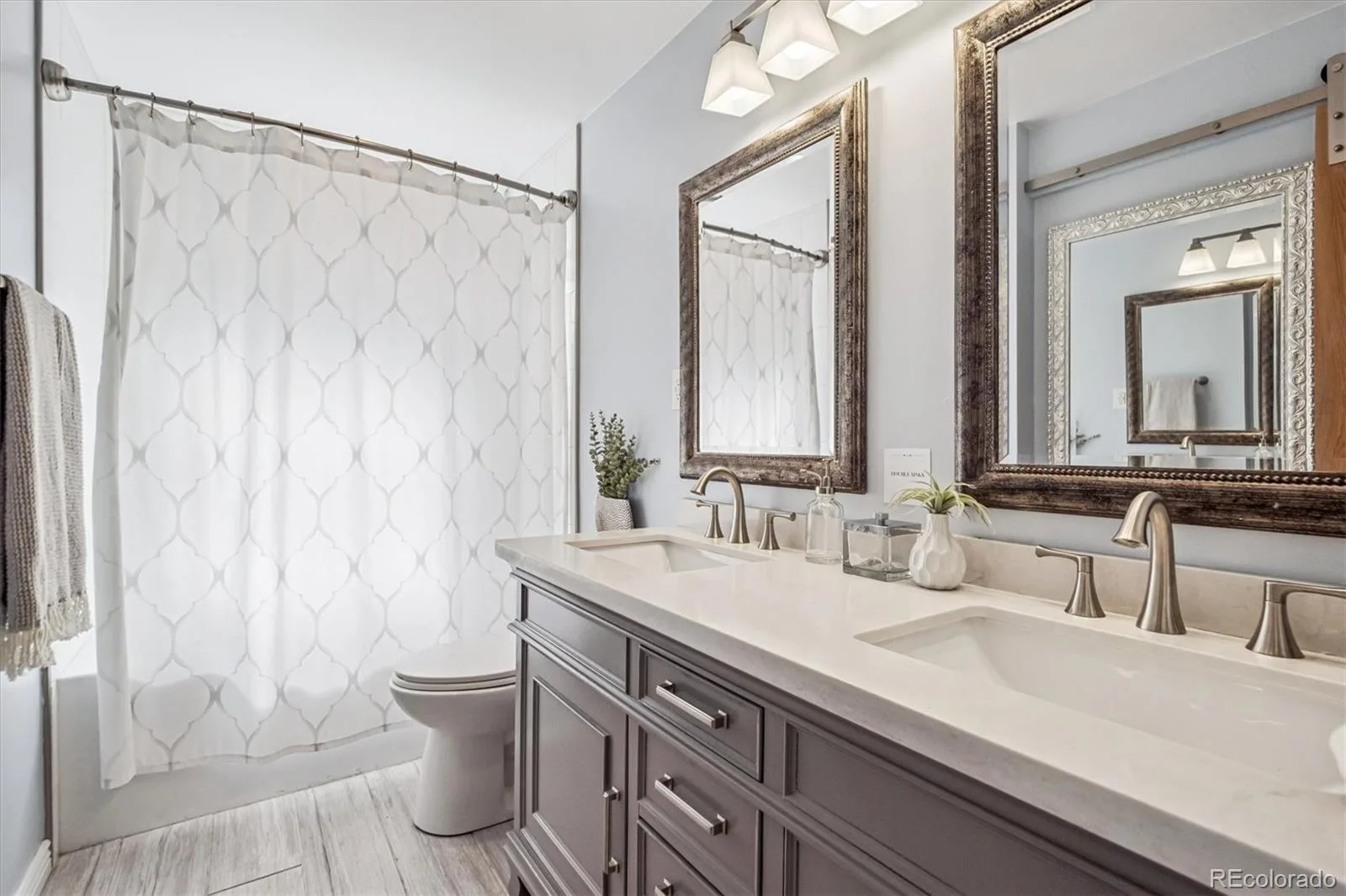 4724 W Tufts Circle Denver CO 80236 MLS #REC1587432 06102026000504 1600 11