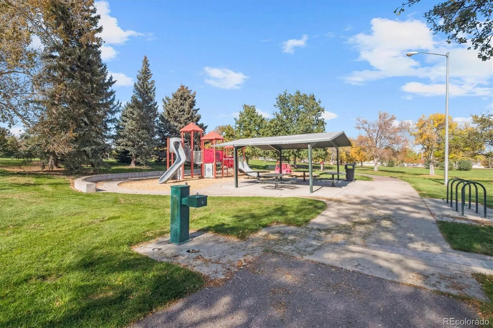 4724 W Tufts Circle Denver CO 80236 MLS #REC1587432 06102026000504 1600 34