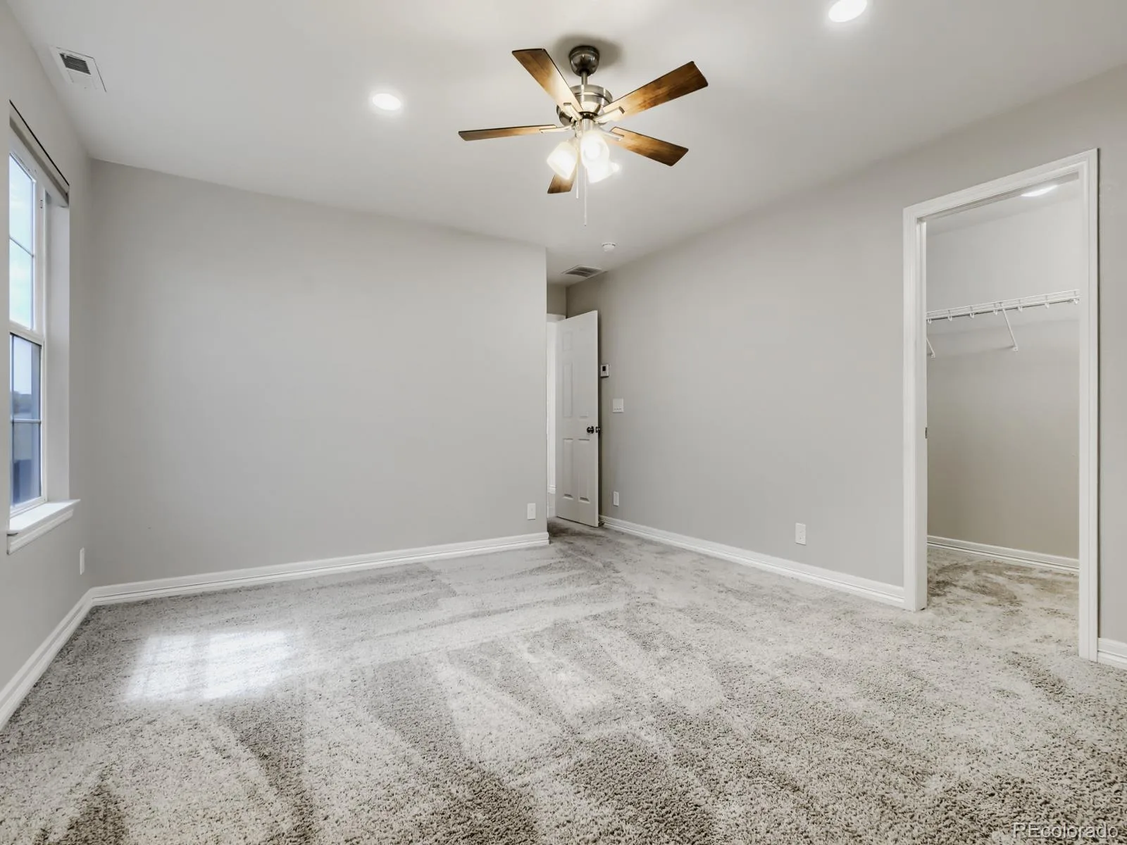 19740 E Idaho Avenue Aurora CO 80017 MLS #REC1588169 06042026140121 1600 14