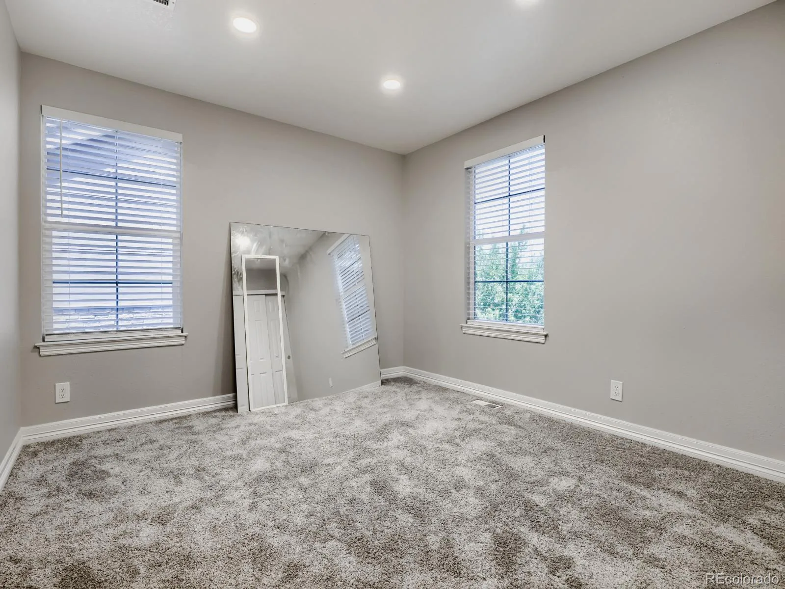19740 E Idaho Avenue Aurora CO 80017 MLS #REC1588169 06042026140121 1600 24