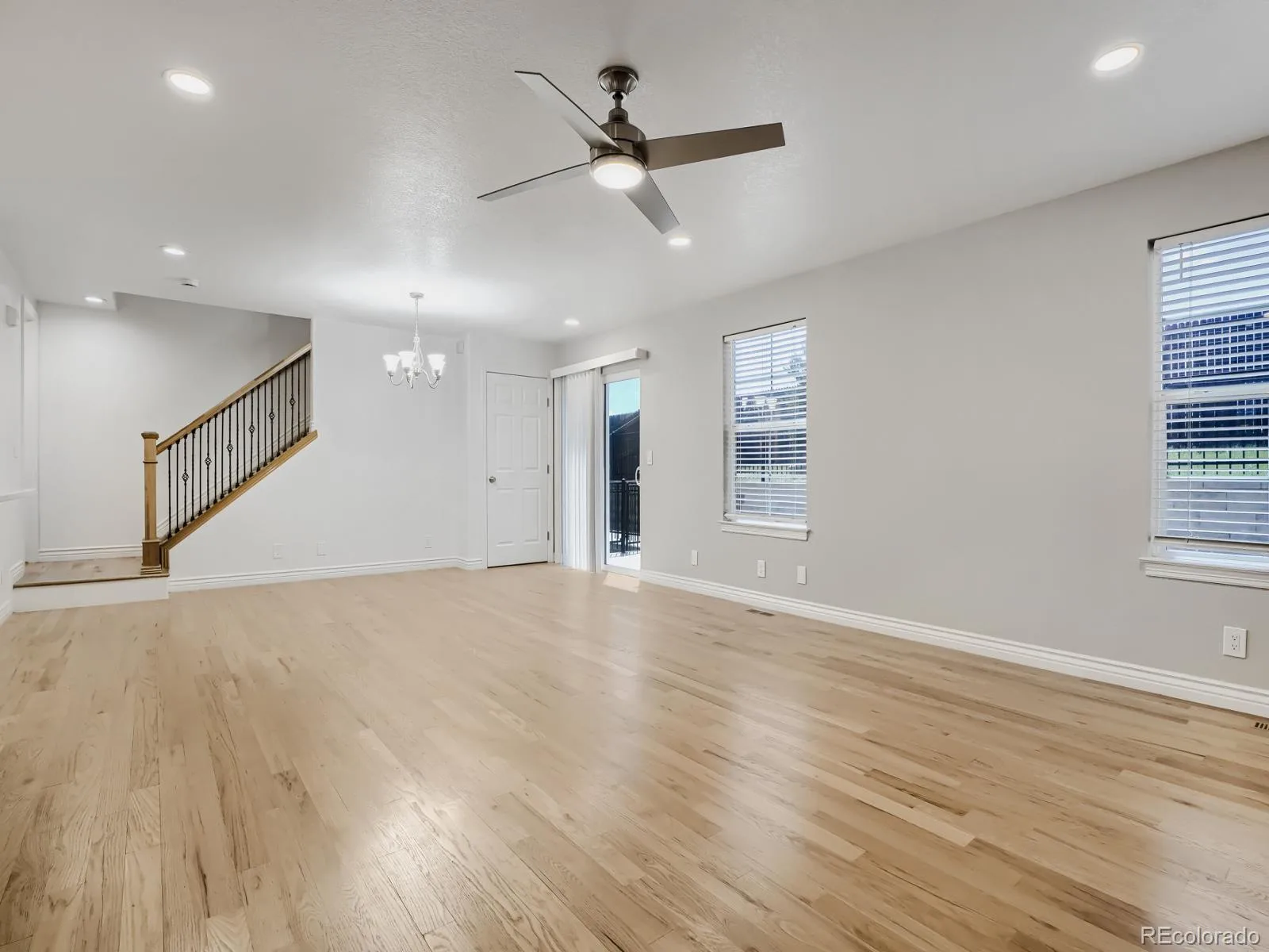 19740 E Idaho Avenue Aurora CO 80017 MLS #REC1588169 06042026140121 1600 6