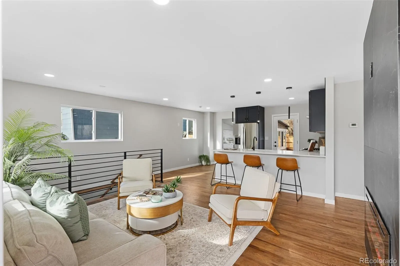 03272026004211 1600 2