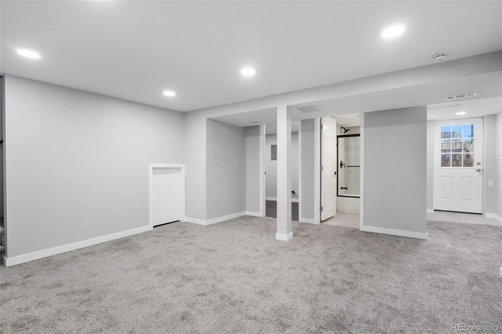 03272026004211 1600 23