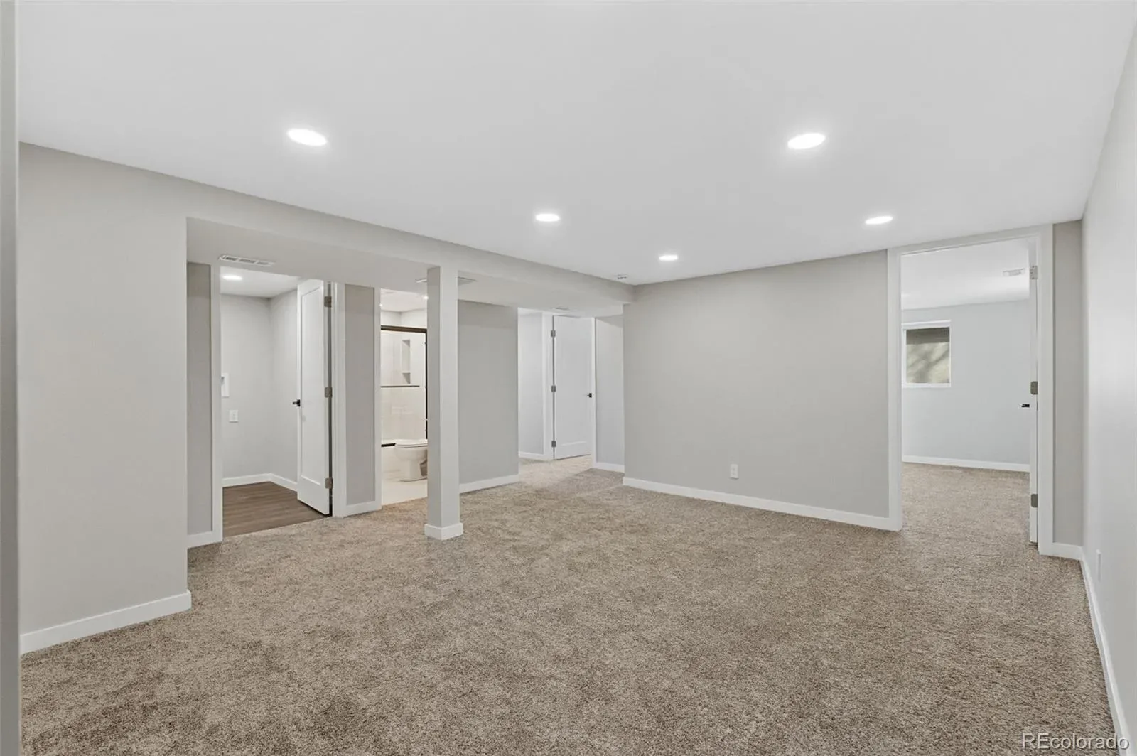 03272026004211 1600 24