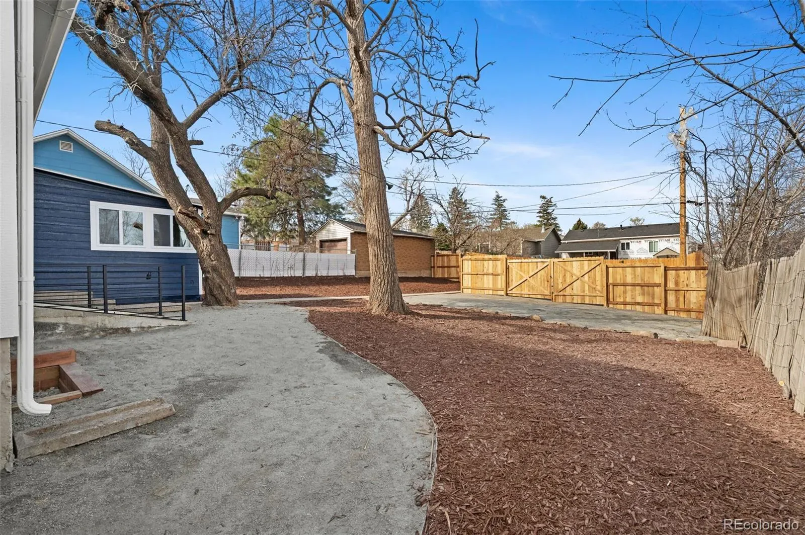 03272026004211 1600 34