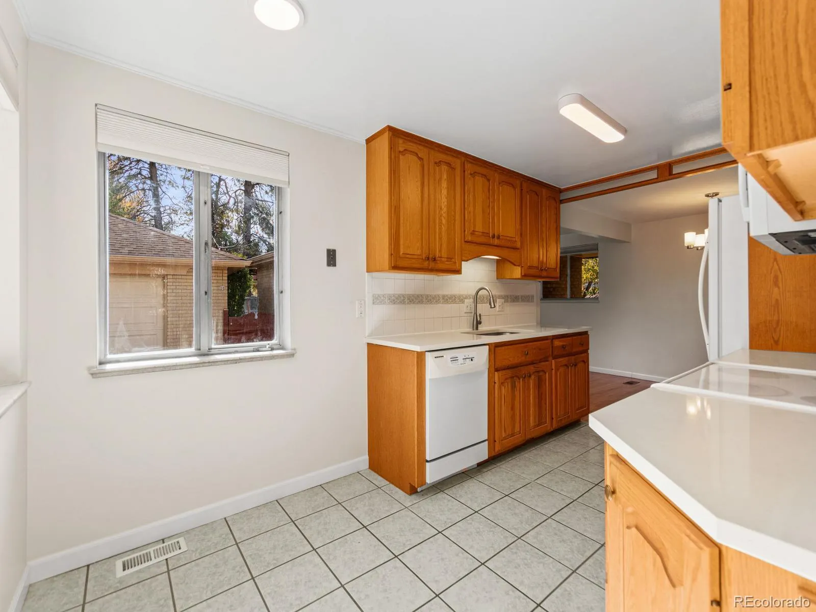 10560 W 23rd Place Lakewood CO 80215 MLS #REC1588584 05212026235017 1600 10