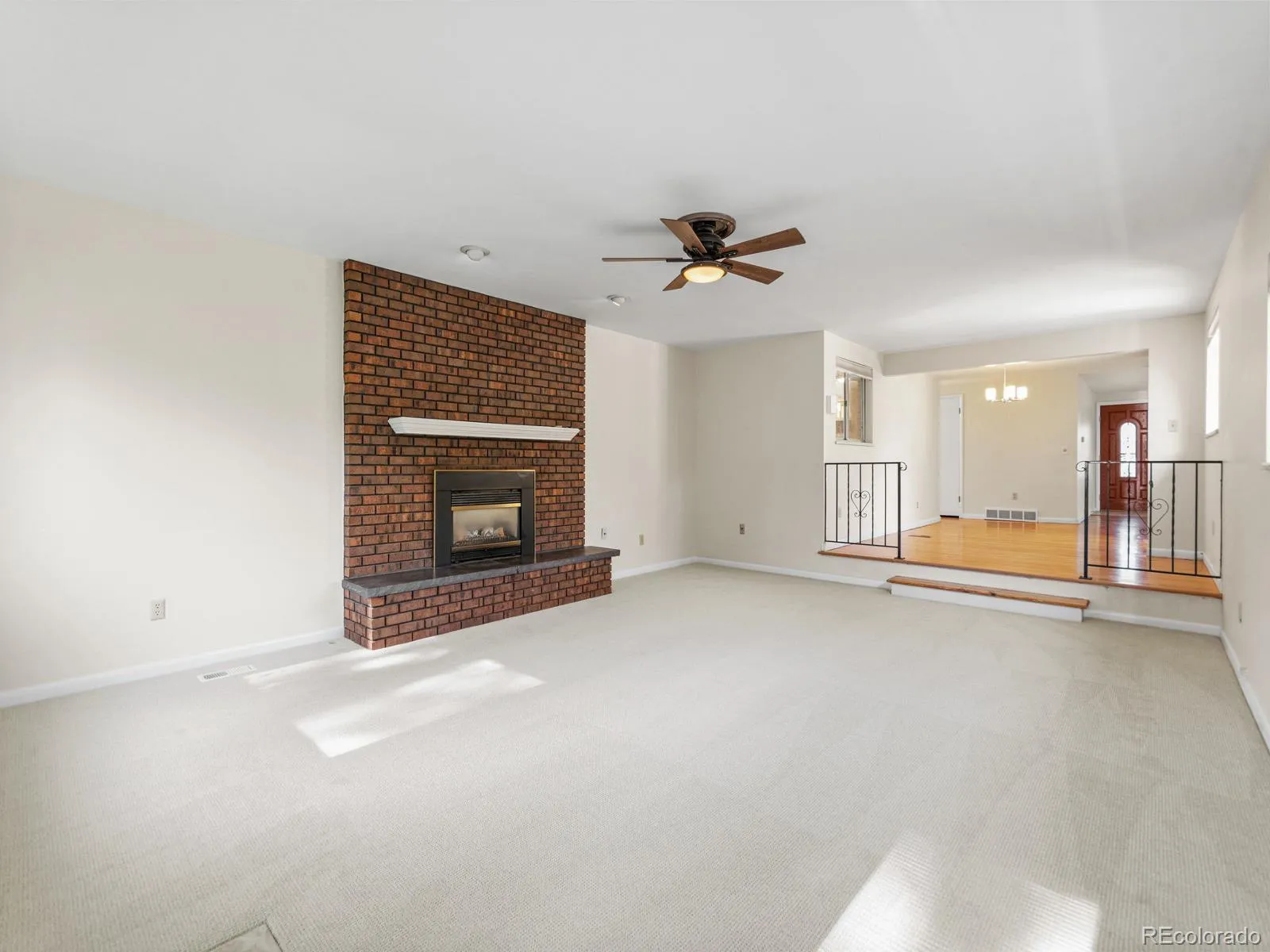 10560 W 23rd Place Lakewood CO 80215 MLS #REC1588584 05212026235017 1600 14