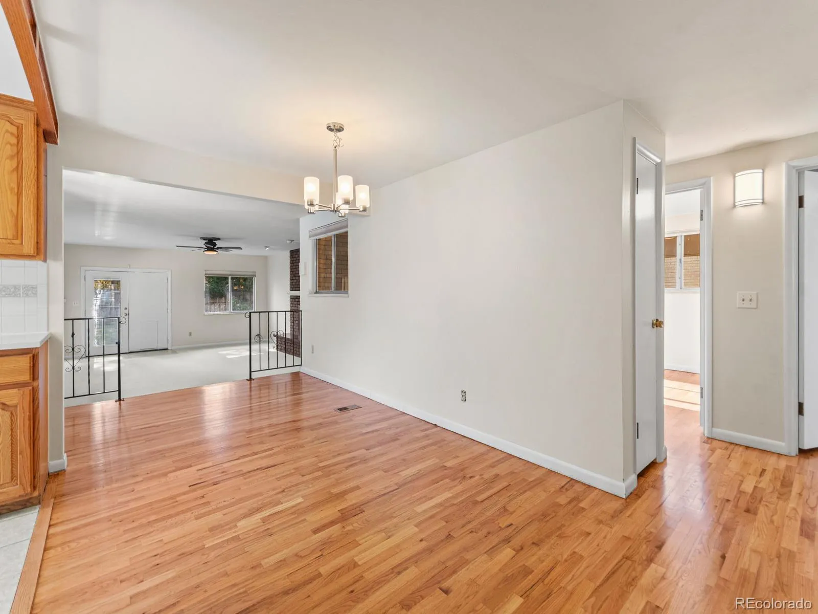 10560 W 23rd Place Lakewood CO 80215 MLS #REC1588584 05212026235017 1600 4