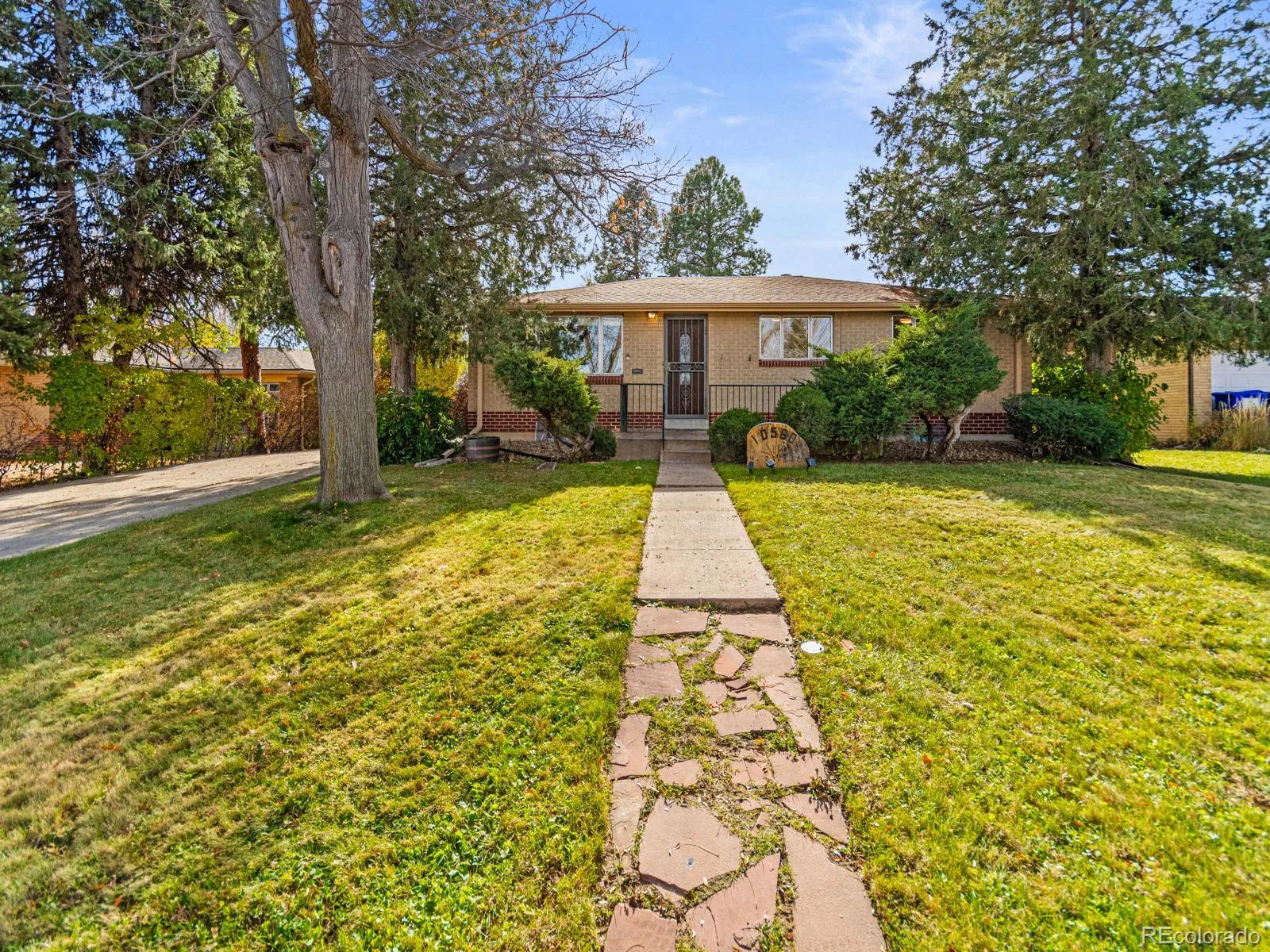 10560 W 23rd Place Lakewood CO 80215 MLS #REC1588584 06082026233318 1600 28