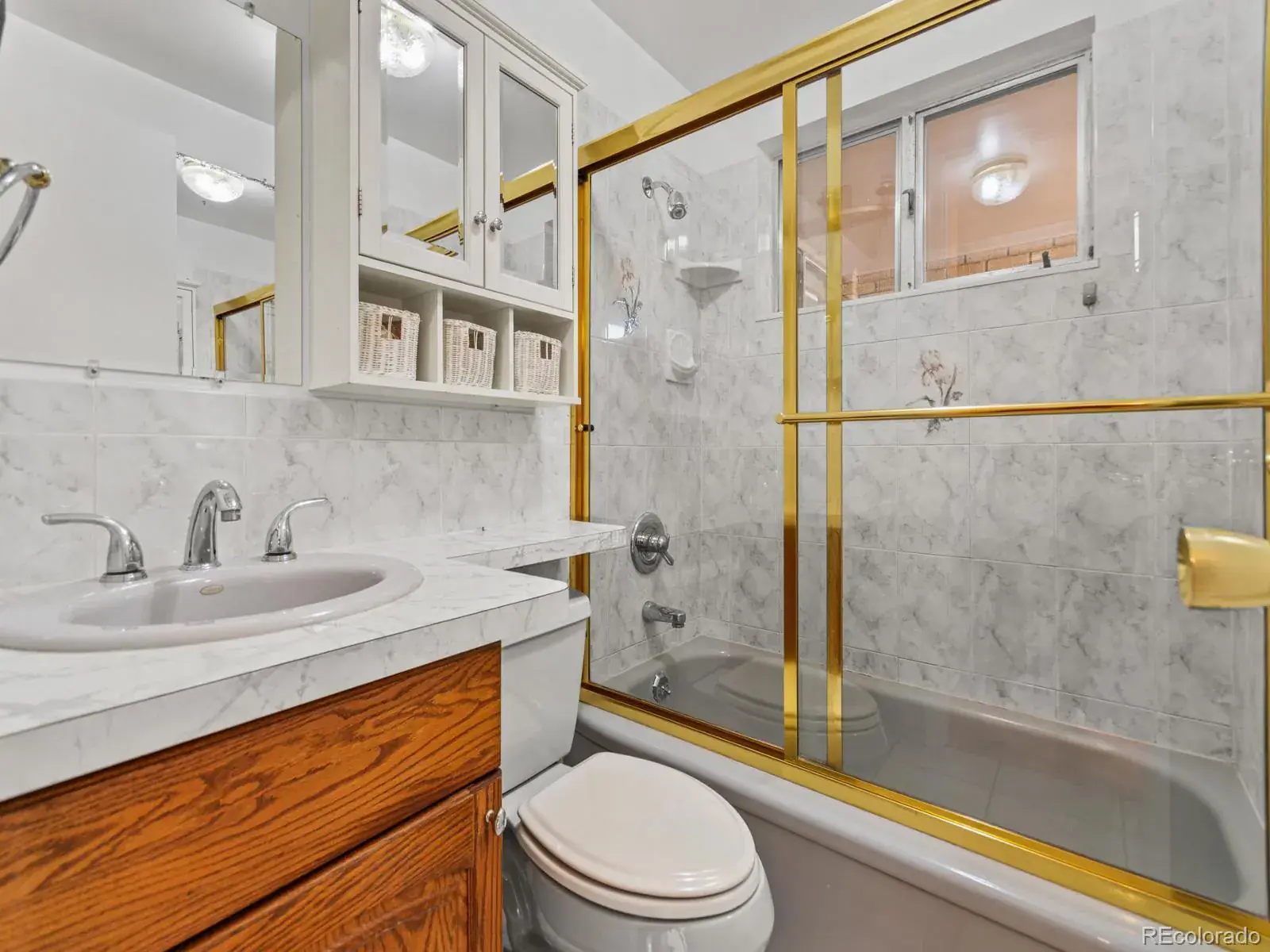 12052025012548 1600 19