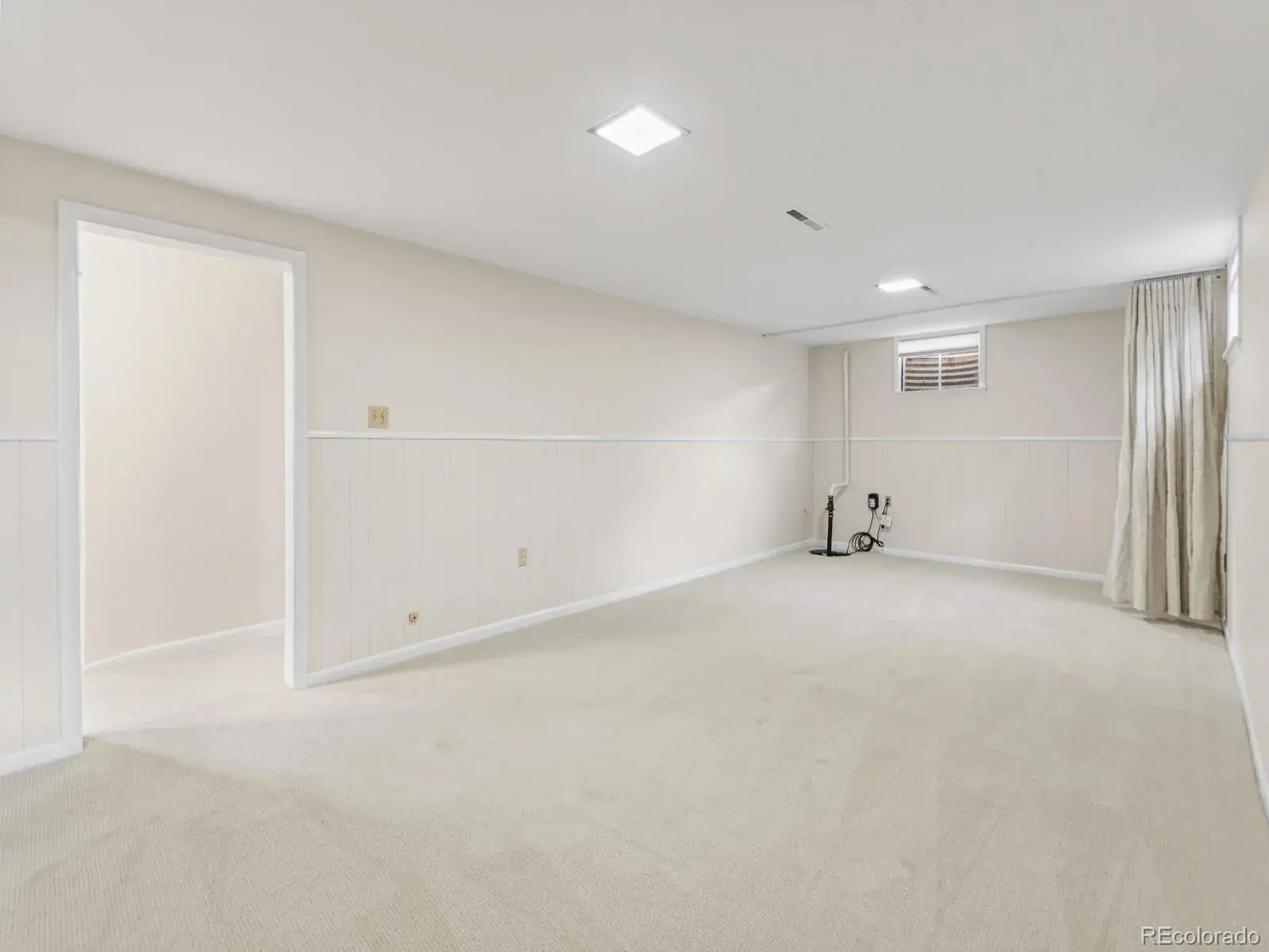 12052025012548 1600 27