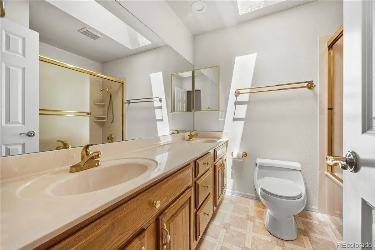 8017 E Geddes Avenue Centennial CO 80112 MLS #REC1589190 05152026193726 1200 22