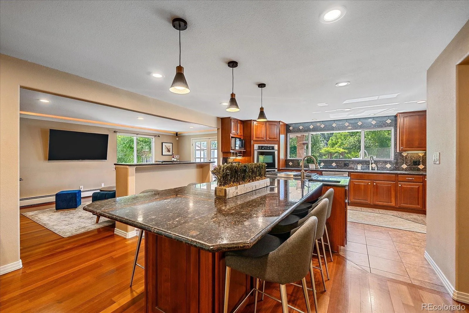 9700 W 76th Place Arvada CO 80005 MLS #REC1594167 06142026140717 1600 10