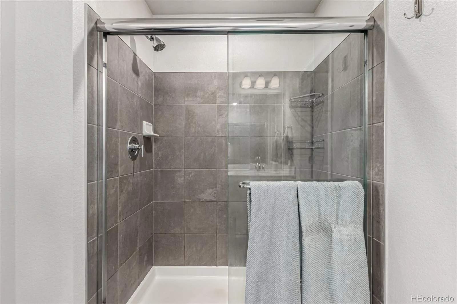 12181 W 57th Drive Arvada CO 80002 | MLS #REC1594435 08282026030158 1600 19