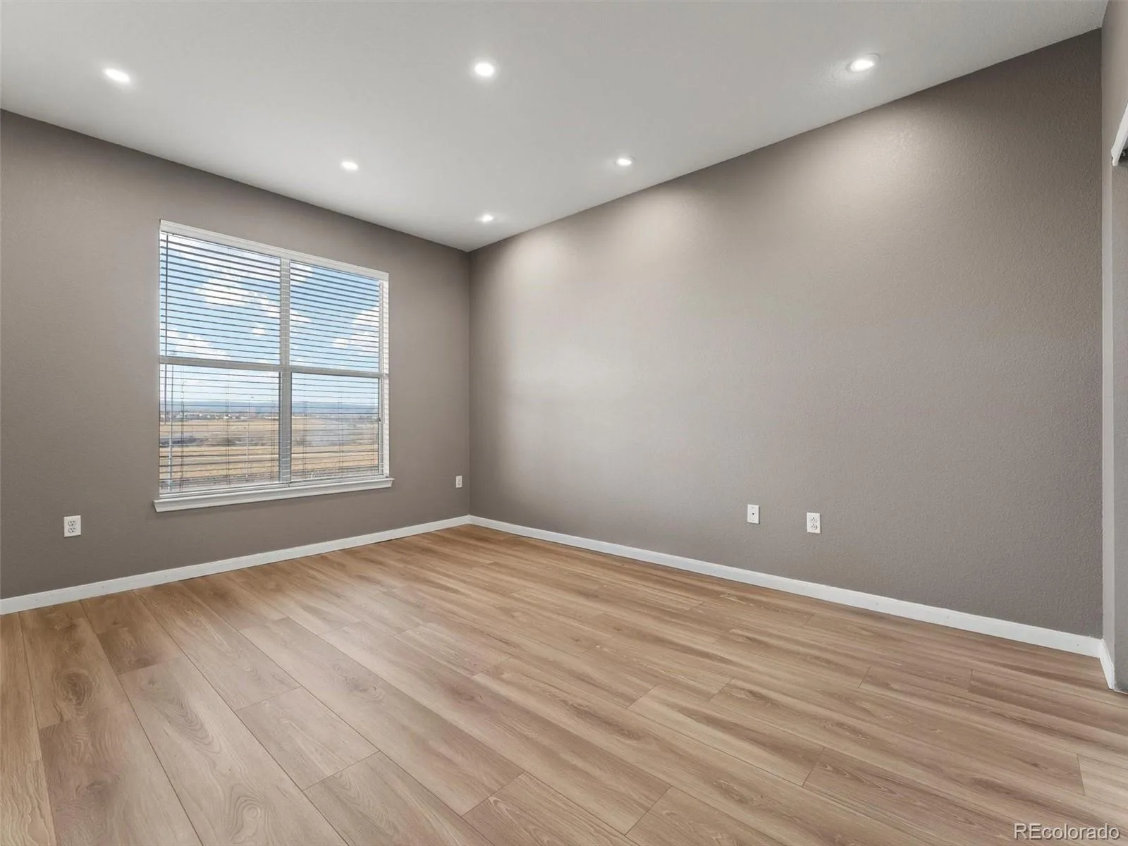 6017 Castlegate Drive #F36 Castle Rock CO 80108 | MLS #REC1594450 08072026000633 1600 10