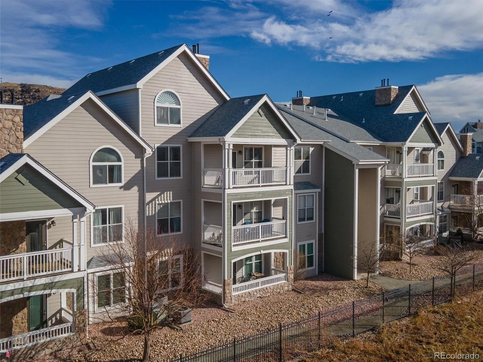 6017 Castlegate Drive #F36 Castle Rock CO 80108 | MLS #REC1594450 08072026000633 1600 28