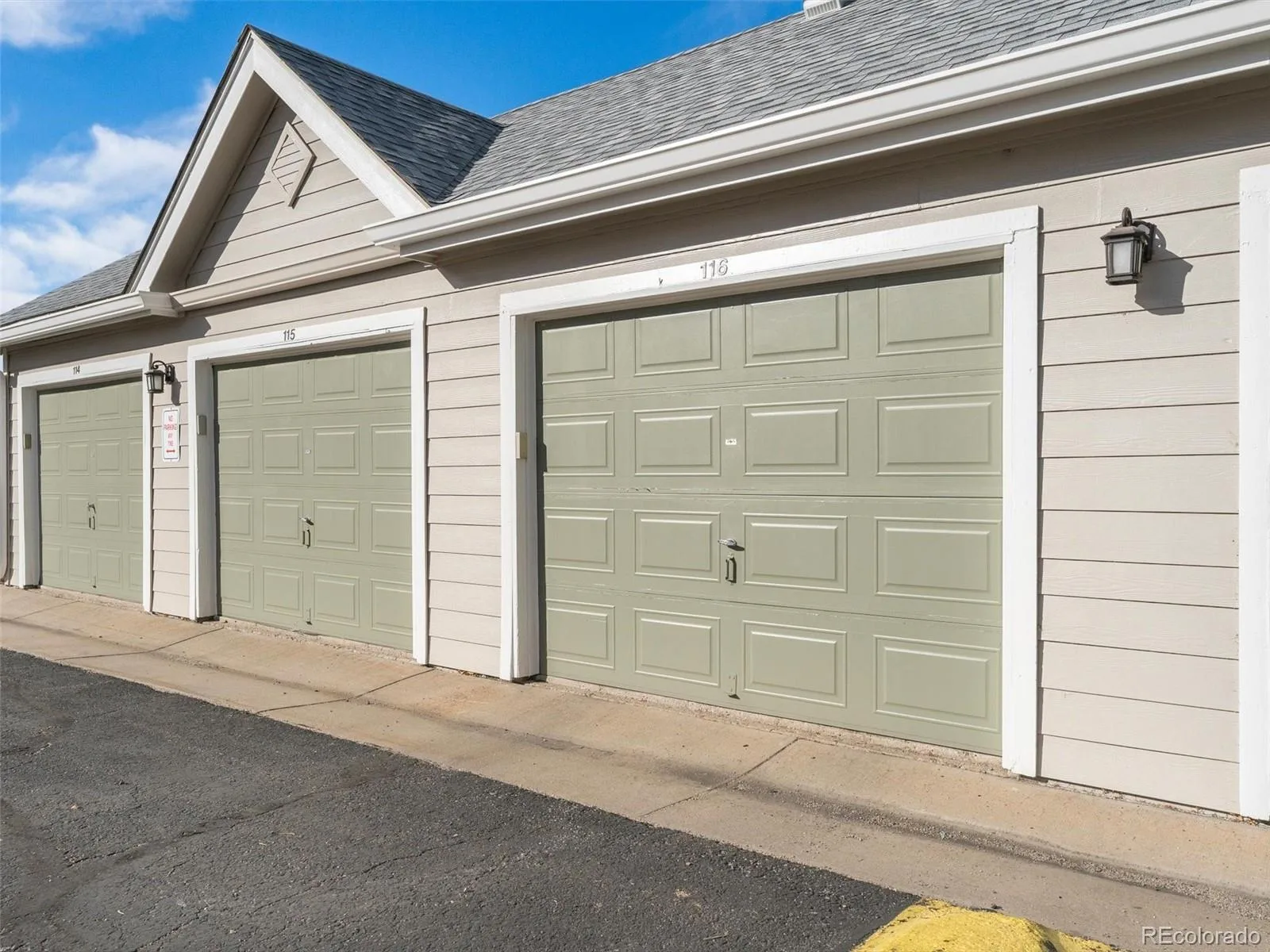 6017 Castlegate Drive #F36 Castle Rock CO 80108 | MLS #REC1594450 08072026000633 1600 29