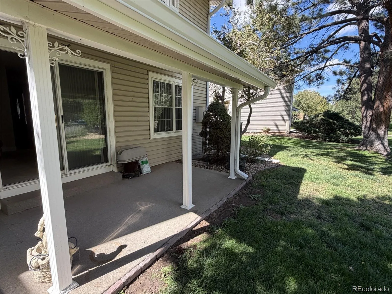 3224 S Heather Gardens Way Aurora CO 80014 | MLS #REC1595843 10052026205840 1600 3