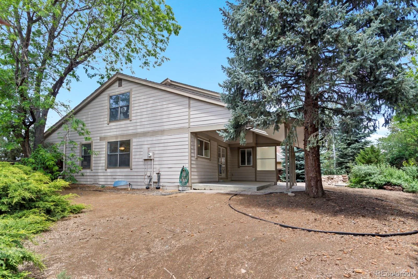 8160 Flower Circle Arvada CO 80005 MLS #REC1596727 06112026170643 1600 42
