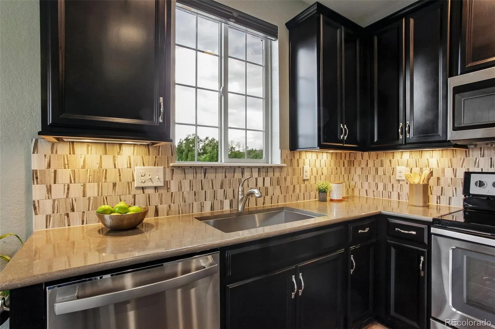 6956 Isabell Street Arvada CO 80007 MLS #REC1596795 06092026074535 1600 9