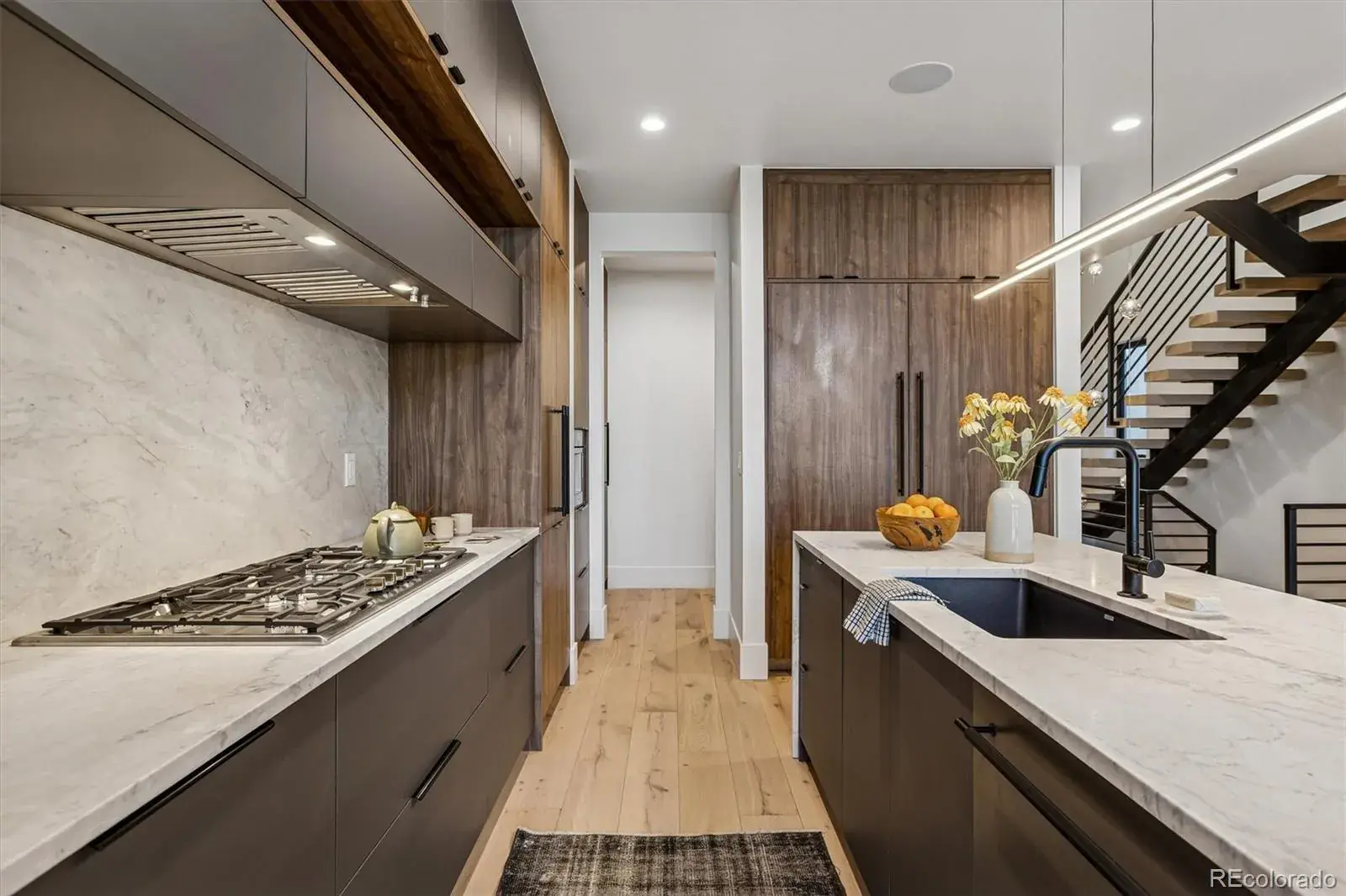 03052026220444 1600 12