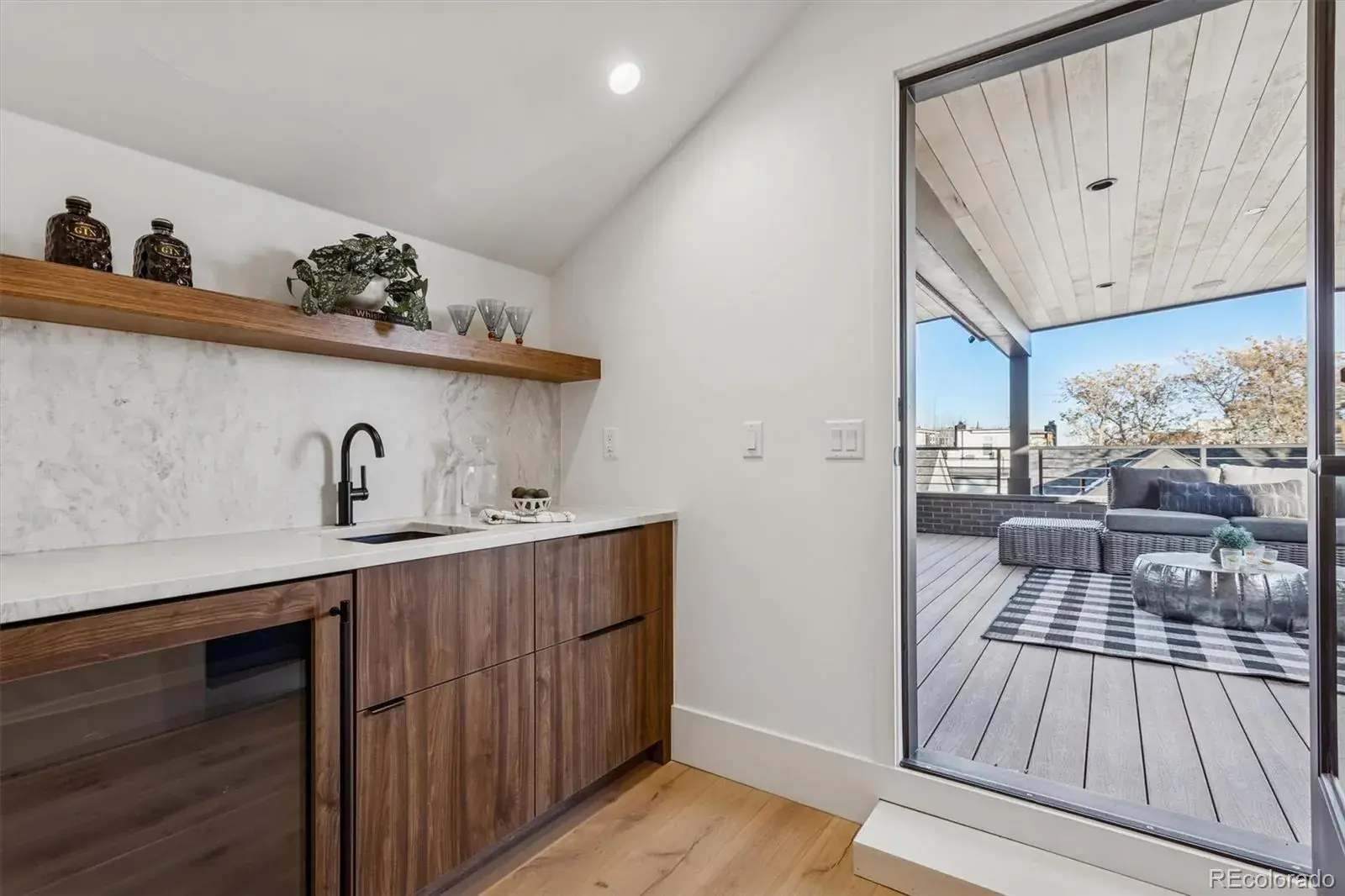 03052026220444 1600 29